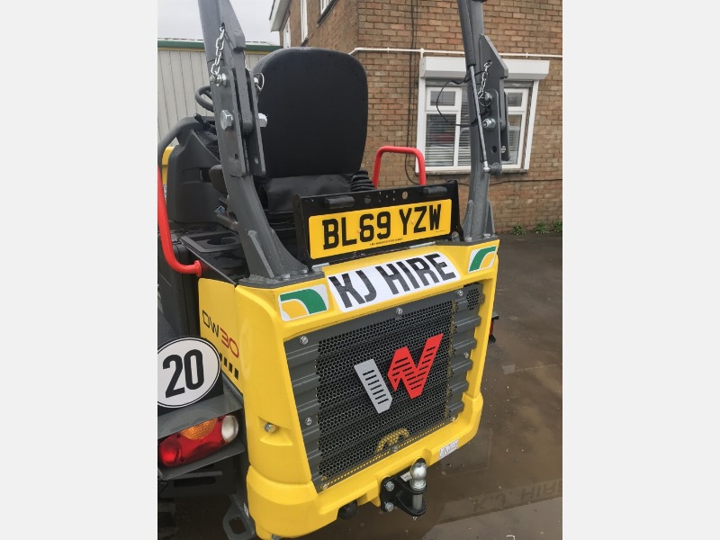 3 Tonne Swivel Skip